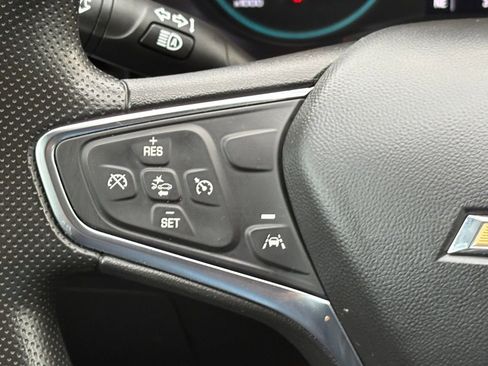Used 2025 Chevrolet Malibu LT FWD image 17