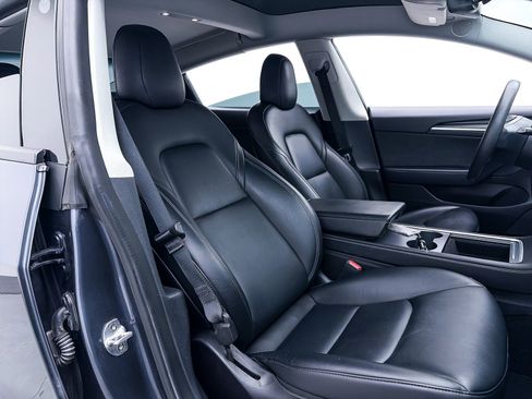 Used 2022 Tesla Model 3 Long Range image 31