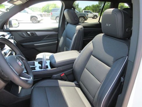 New 2026 Buick Enclave Sport Touring w/ Super Cruise Package AWD/4WD image 13