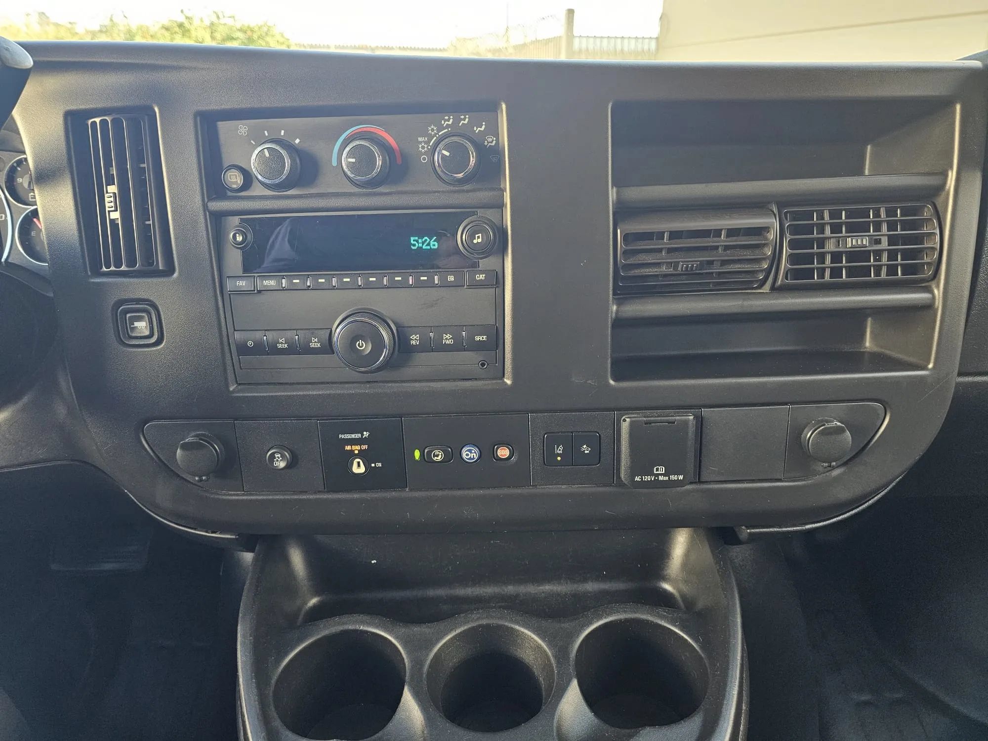 Used 2021 Chevrolet Express 3500 w/ Driver Convenience Package RWD image 21