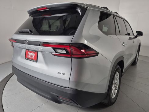 New 2026 Toyota Grand Highlander FWD image 4