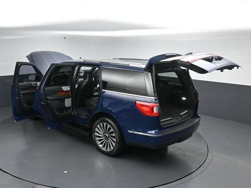 Used 2020 Lincoln Navigator Reserve w/ Luxury Package AWD/4WD image 56