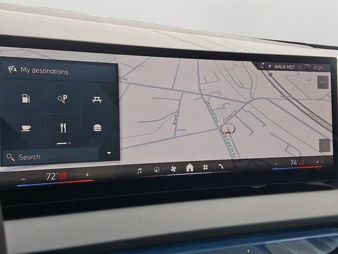 Used 2025 BMW X3 xDrive30i image 18