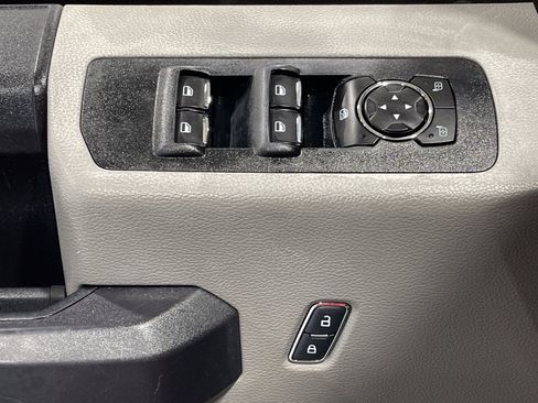 Used 2018 Ford F150 XL w/ Equipment Group 101A Mid AWD/4WD image 24