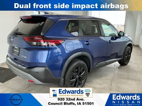Used 2022 Nissan Rogue SV AWD/4WD image 9