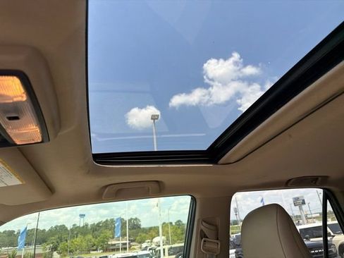 Used 2020 Toyota 4Runner SR5 Premium w/ Moonroof Package RWD image 13