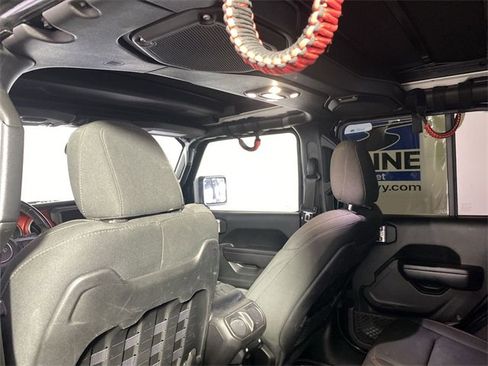 Used 2021 Jeep Wrangler Unlimited Rubicon image 29