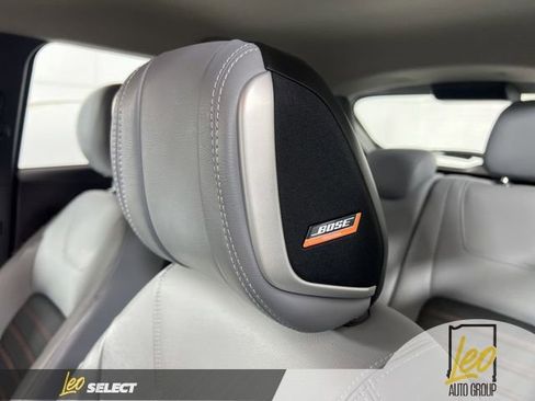 Used 2023 Nissan Kicks SR w/ SR Premium Package FWD image 13