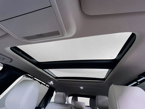 Certified 2025 MAZDA CX-90 Plug-In Hybrid w/Premium Sport image 44