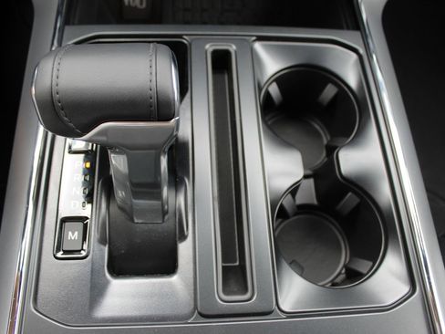 New 2025 Ford F150 Lariat w/ Equipment Group 502A High image 26