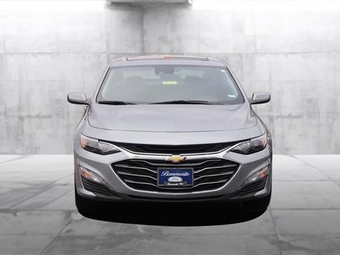 Used 2024 Chevrolet Malibu LT image 4