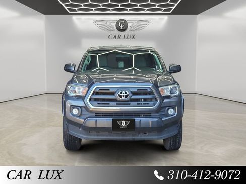 Used 2016 Toyota Tacoma SR5 RWD image 8