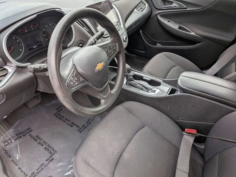 Used 2023 Chevrolet Malibu LT w/ Driver Confidence Package FWD image 11