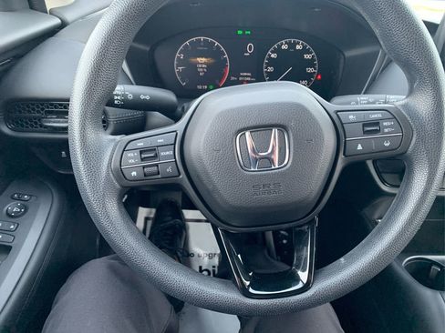 Used 2023 Honda HR-V LX image 17