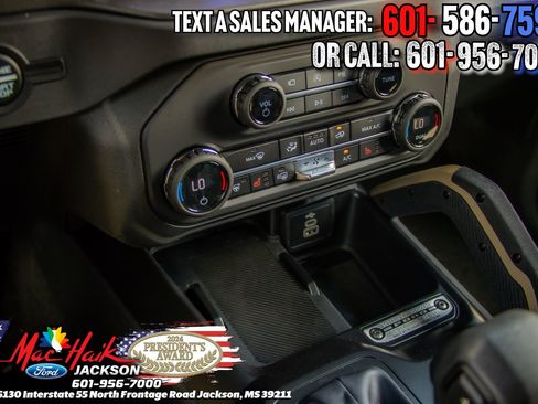 New 2026 Ford Bronco Badlands AWD/4WD image 50