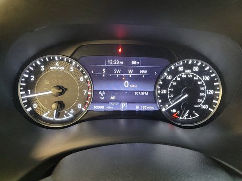 Used 2021 Nissan Armada SV image 23