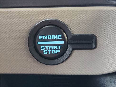 Used 2022 Ford Bronco Wildtrak image 17