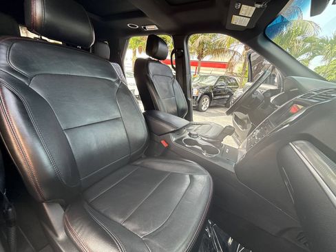 Used 2017 Ford Explorer Sport w/ Equipment Group 401A AWD/4WD image 20