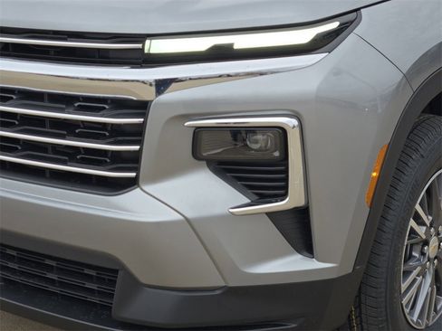 New 2026 Chevrolet Traverse LT image 21