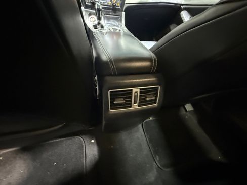 Used 2017 Nissan Maxima 3.5 SV image 32