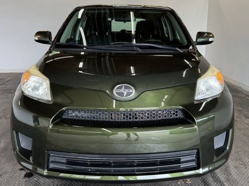 Used 2011 Scion xD image 3