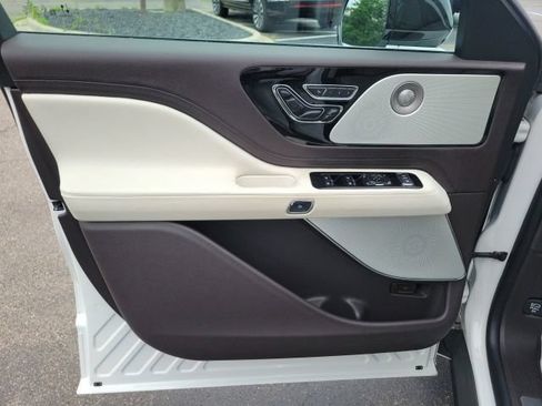 Certified 2023 Lincoln Aviator Black Label w/ Dynamic Handling Package AWD/4WD image 22