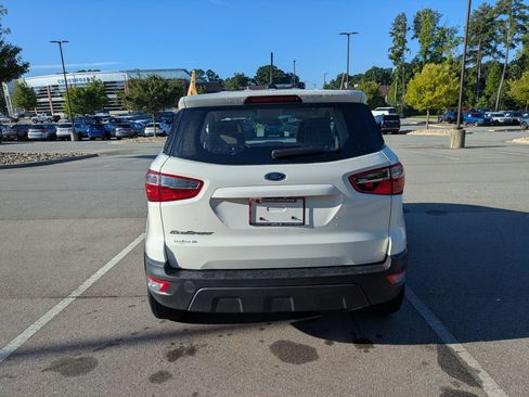 Certified 2021 Ford EcoSport S FWD image 5