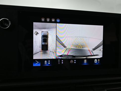 Used 2024 Chevrolet Silverado EV W/T AWD/4WD image 10