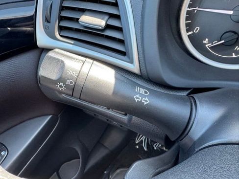 Used 2017 Nissan Sentra SV image 23