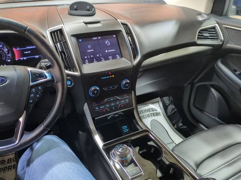 Used 2019 Ford Edge SEL w/ Equipment Group 201A AWD/4WD image 25