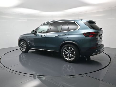 Used 2024 BMW X5 xDrive50e w/ Premium Package AWD/4WD image 3