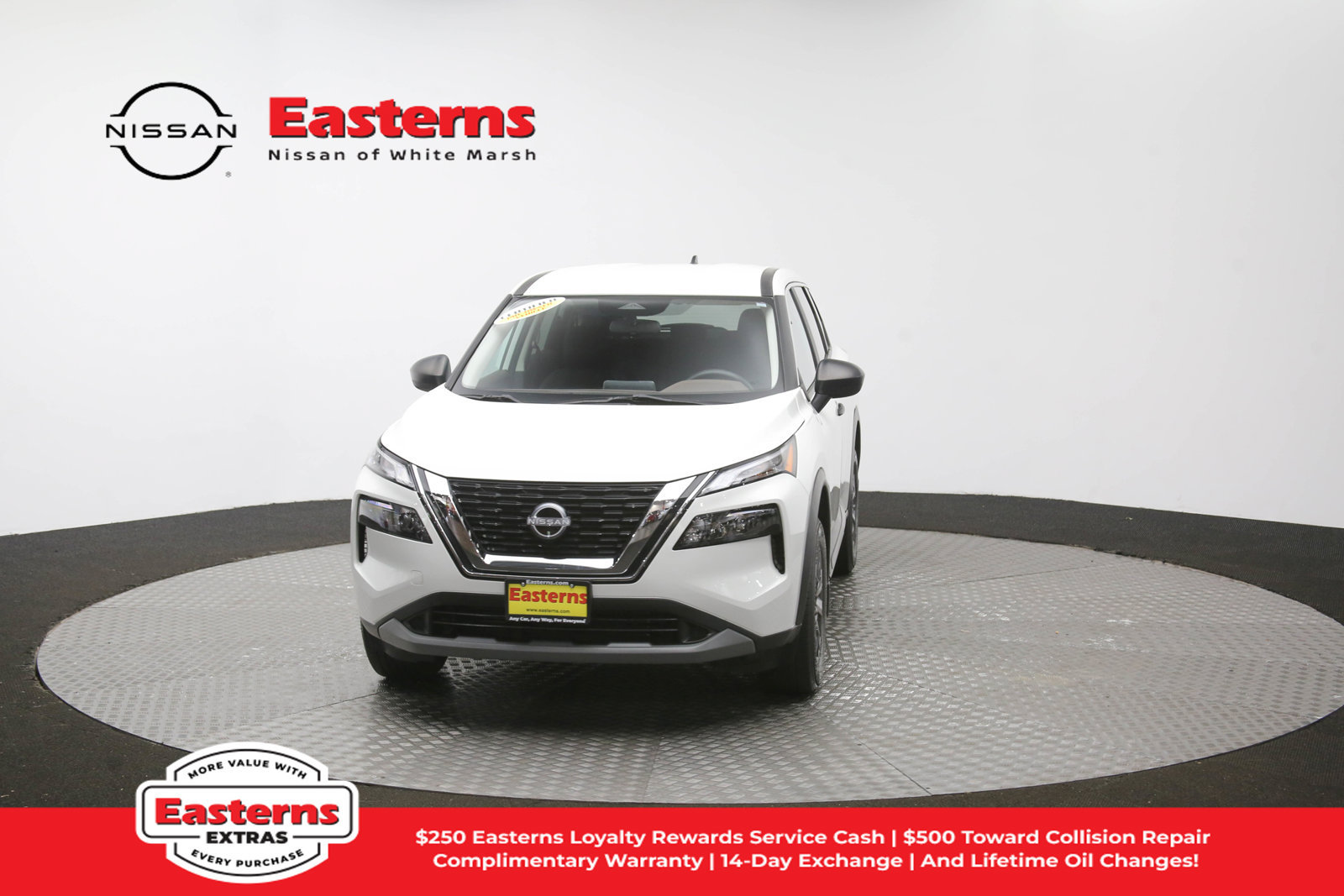 Used 2023 Nissan Rogue S AWD/4WD image 53