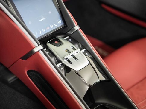 Used 2025 Ferrari Roma Spider image 37