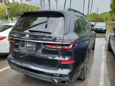 Certified 2024 BMW X7 xDrive40i w/ M Sport Package image 4