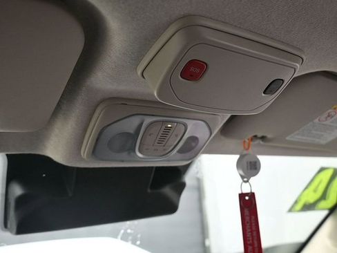 Used 2024 RAM ProMaster 2500 w/ Convenience Group FWD image 18