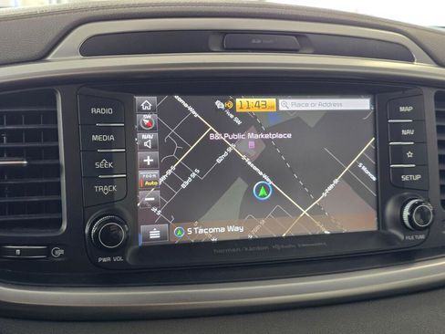Used 2019 Kia Sorento SX FWD image 30