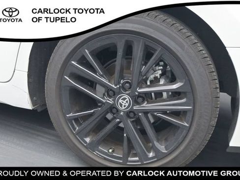 Used 2026 Toyota Camry SE FWD image 15