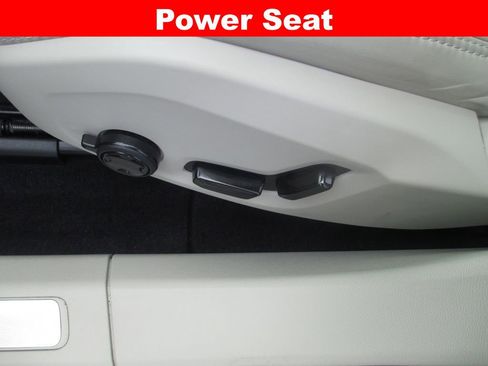 Used 2024 Volvo XC60 T8 Ultimate w/ Protection Package Premier AWD/4WD image 26