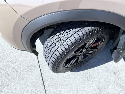 Certified 2025 Nissan Rogue SV AWD/4WD image 23