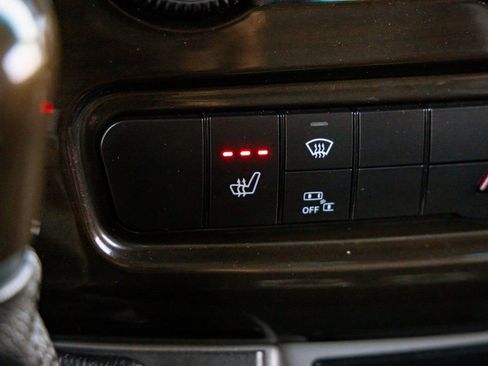 Used 2015 Mercedes-Benz Sprinter 2500 image 13