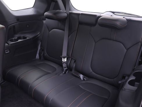 Certified 2023 Honda Pilot TrailSport image 12