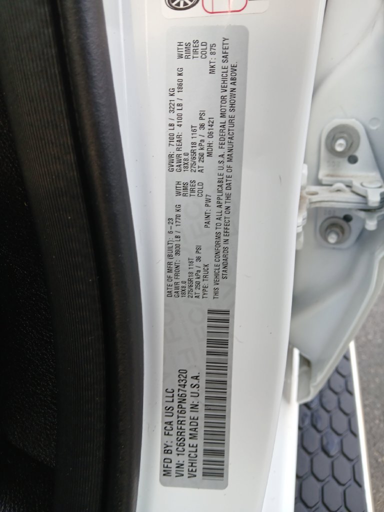 Used 2023 RAM 1500 Laramie AWD/4WD image 30