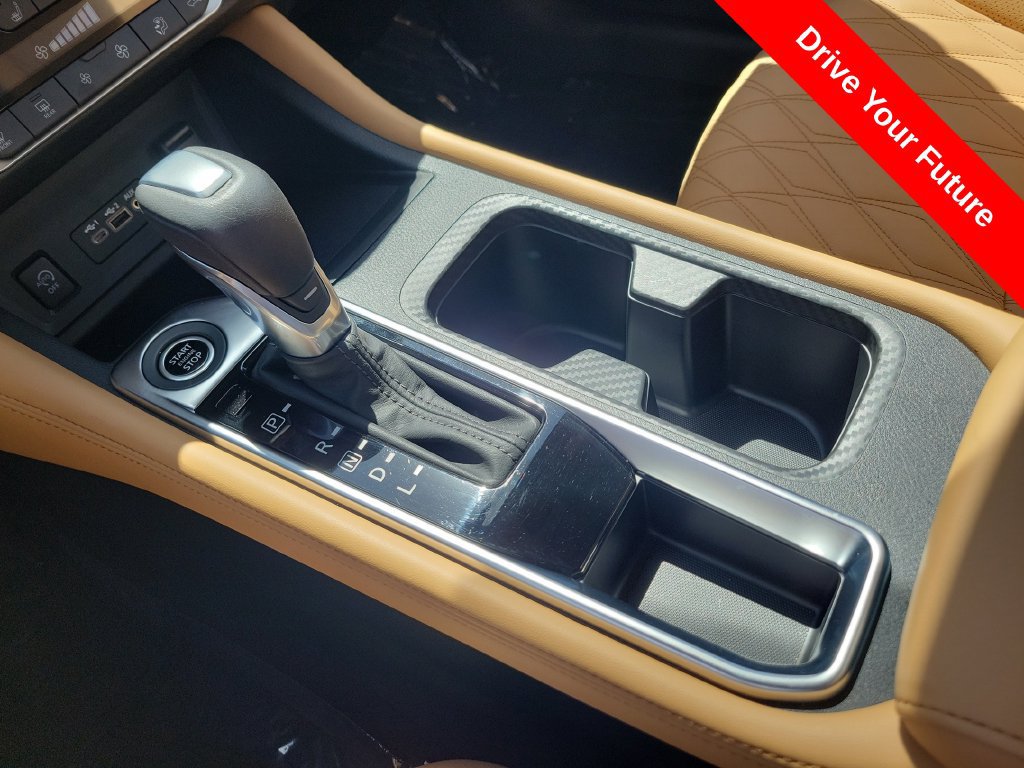 Used 2025 Nissan Sentra SV w/ SV Premium Package FWD image 15
