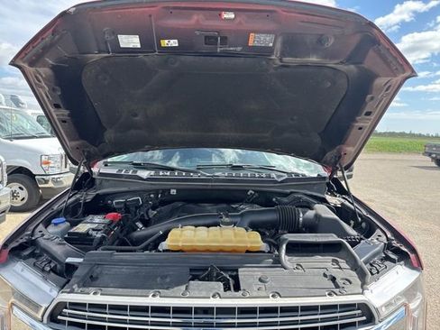Used 2018 Ford F150 Lariat image 37