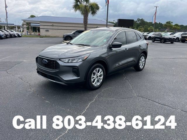Used 2024 Ford Escape Active FWD image 34