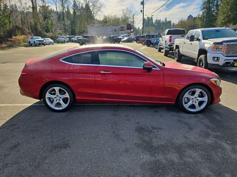 Used 2017 Mercedes-Benz C 300 4MATIC Coupe image 7
