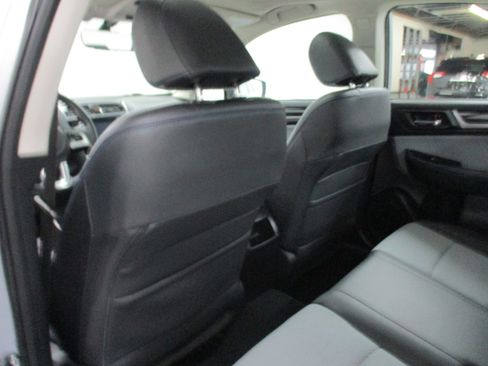 Used 2017 Subaru Legacy 2.5i Sport image 16