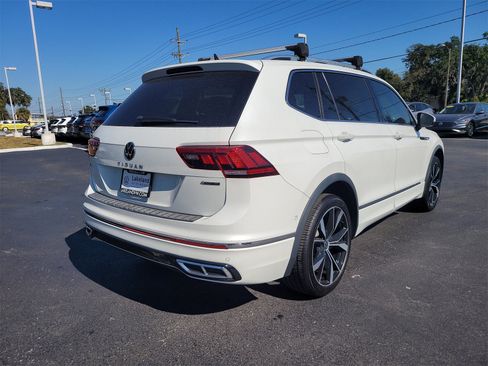 Used 2022 Volkswagen Tiguan SEL R-Line image 6
