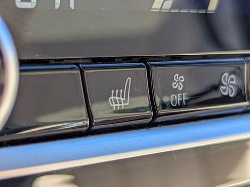 Used 2020 BMW 530i xDrive AWD/4WD image 21
