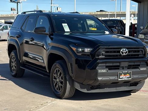 Certified 2025 Toyota 4Runner SR5 image 7